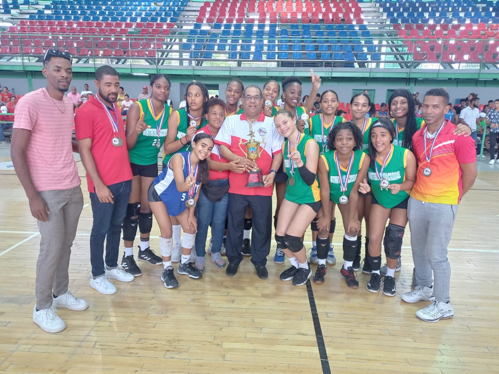 El DN conquista el primer lugar en el torneo nacional femenino