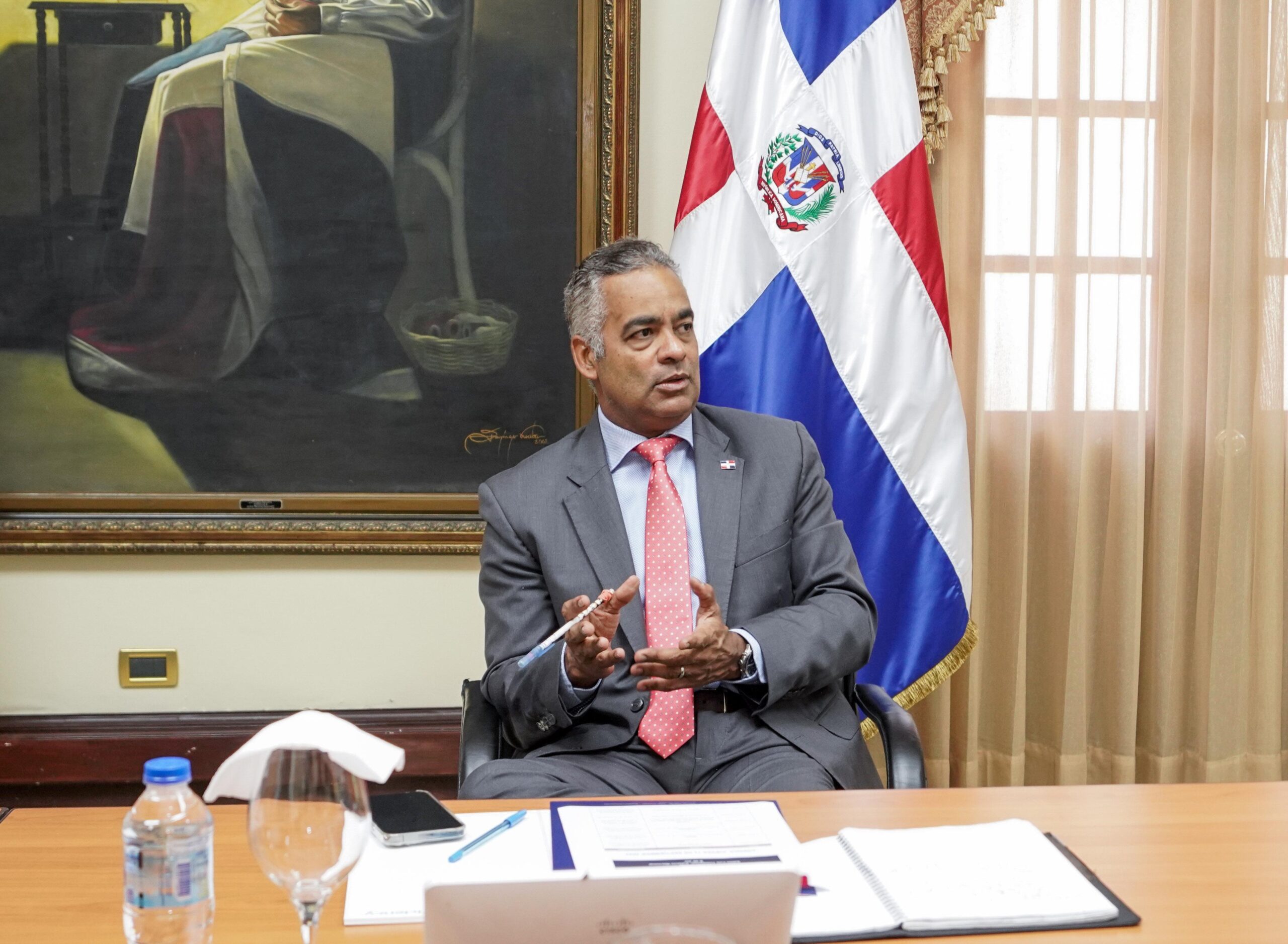 Gobierno suspende exportación de plátanos