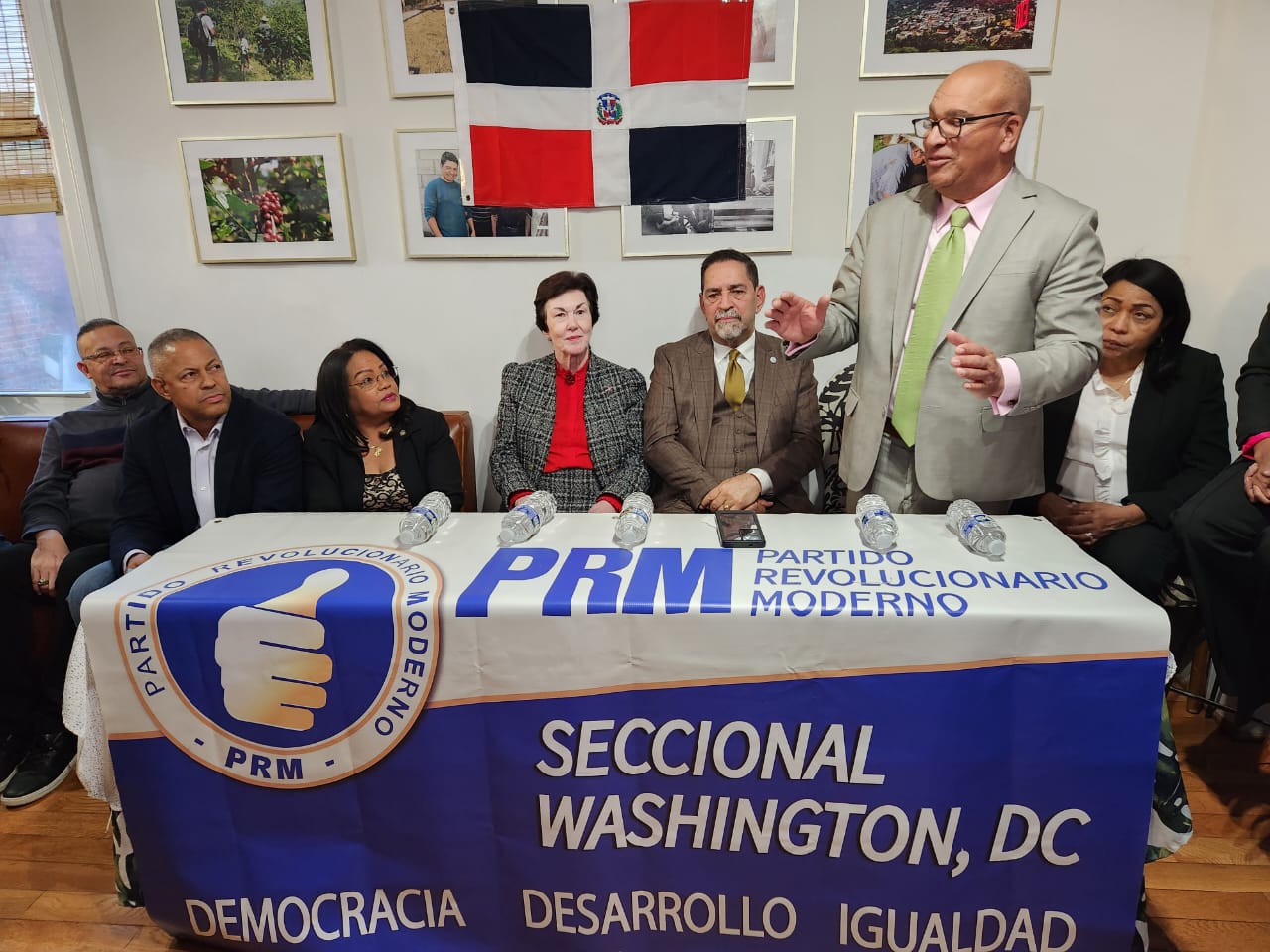 PRM inaugura local del Comando de Campaña en Washington y juramenta nuevos miembros