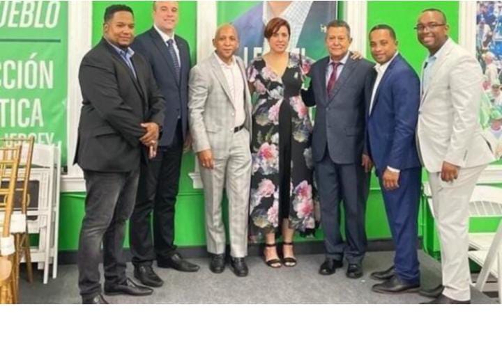 Dirigentes de la Fuerza del Pueblo juramentados por Faride Raful en Philadelphia retornan a su partido