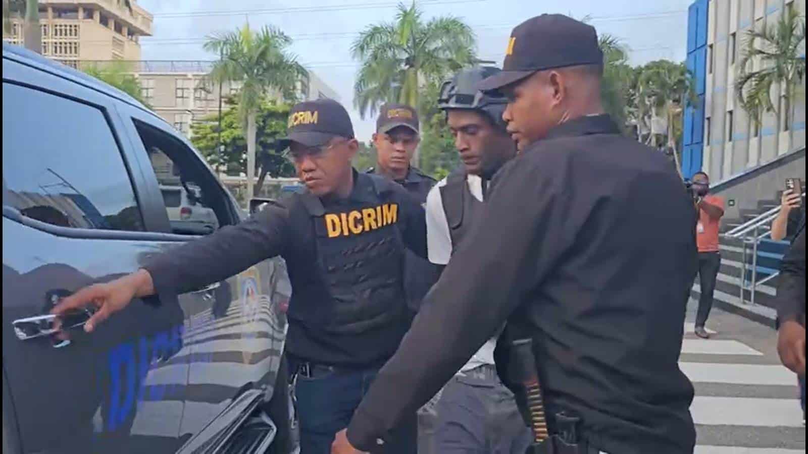 Policía traslada a jurisdicción de San Cristóbal al hombre que amenazó al presidente Abinader, a través de video viral