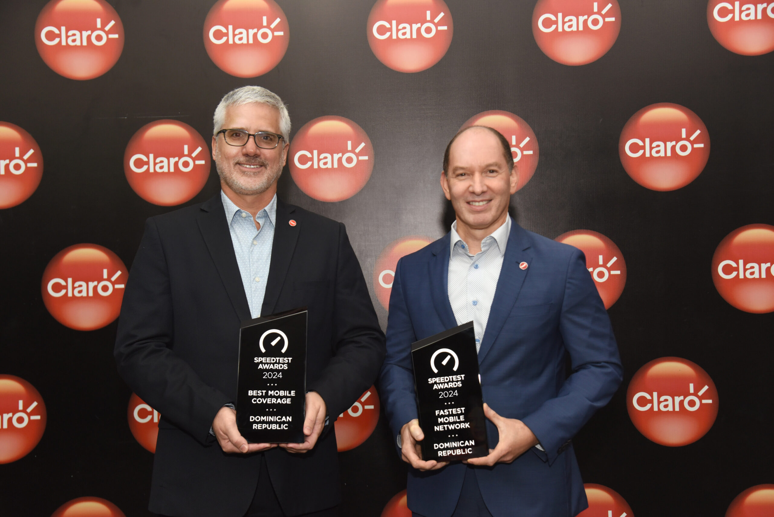 Claro es reconocida nuevamente como la Mejor Red Móvil del país
