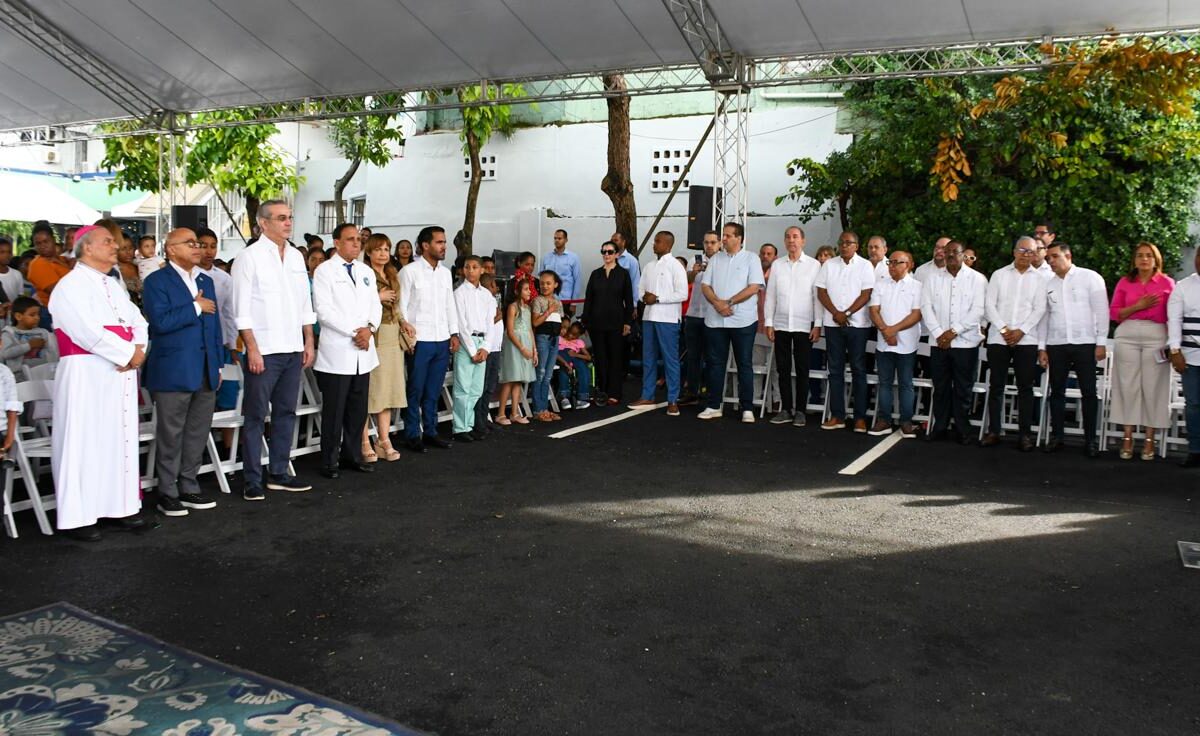 Doctor Cruz Jiminián reconoce trabajo a favor de los pobres del director general de Comedores Económicos Edgar Augusto Féliz Méndez