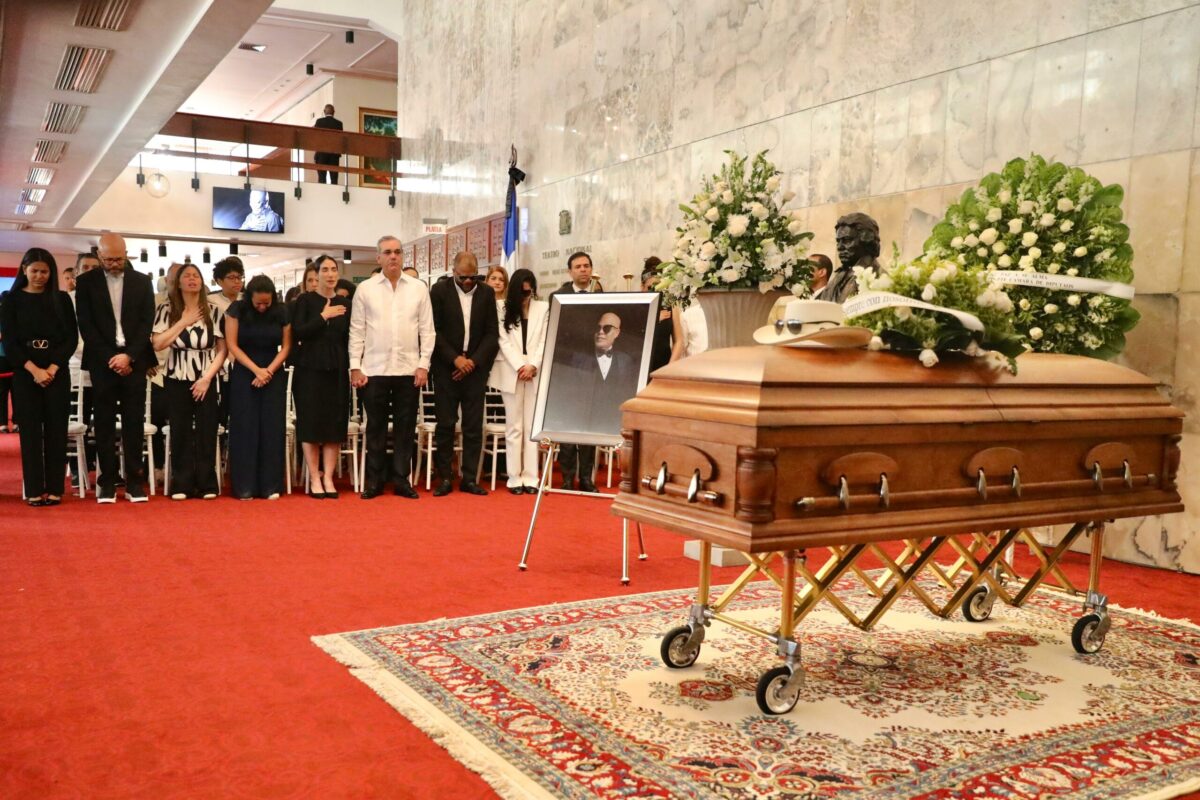 Presidente Luis Abinader extiende tres días más el duelo nacional por la tragedia en discoteca Jet Set
