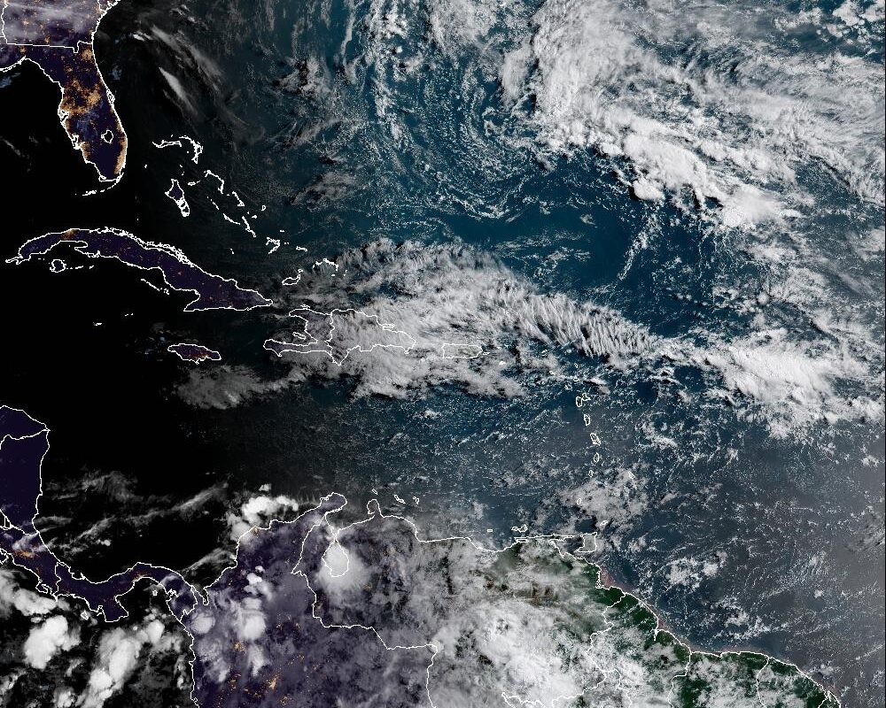 Indomet: Continuarán las lluvias este martes en diversas provincias