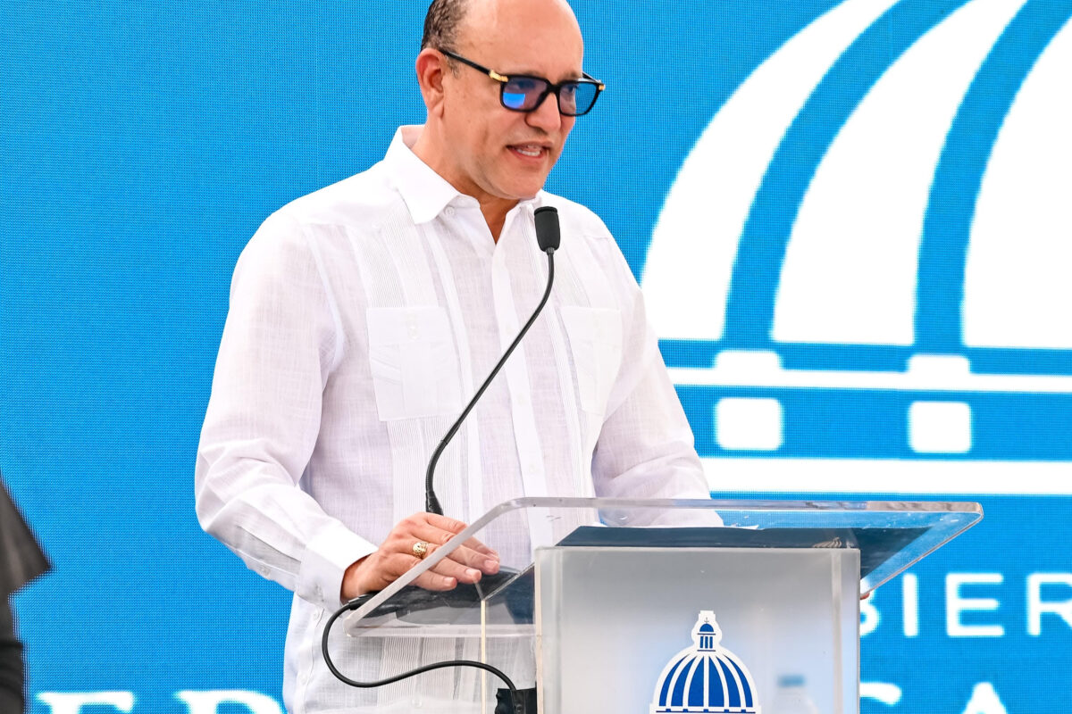 Ulises Rodríguez resalta impacto de obras de revalorización en el Centro Histórico de Santiago