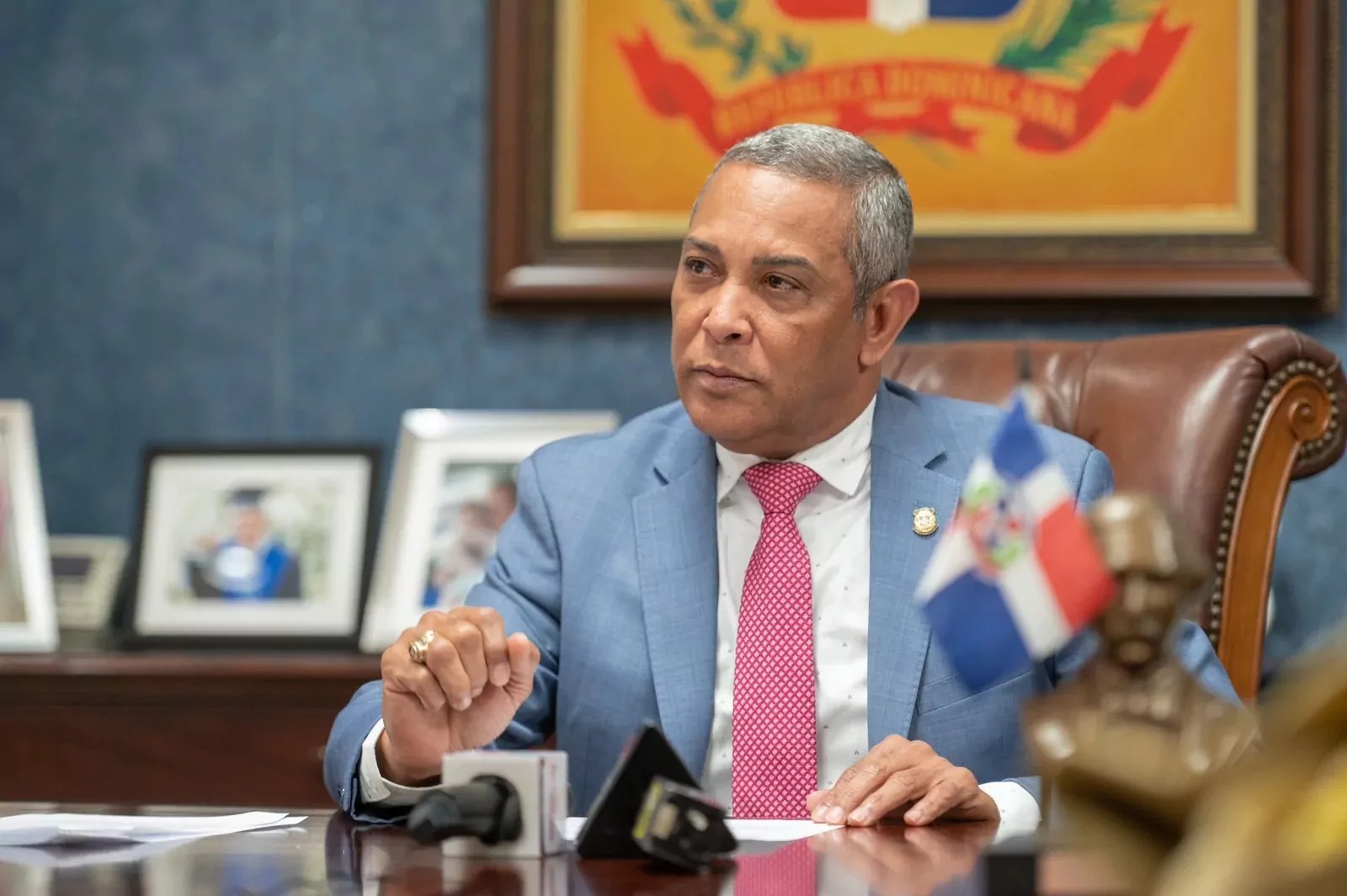 Franklin Romero propone brazaletes electrónicos para agresores por violencia de género