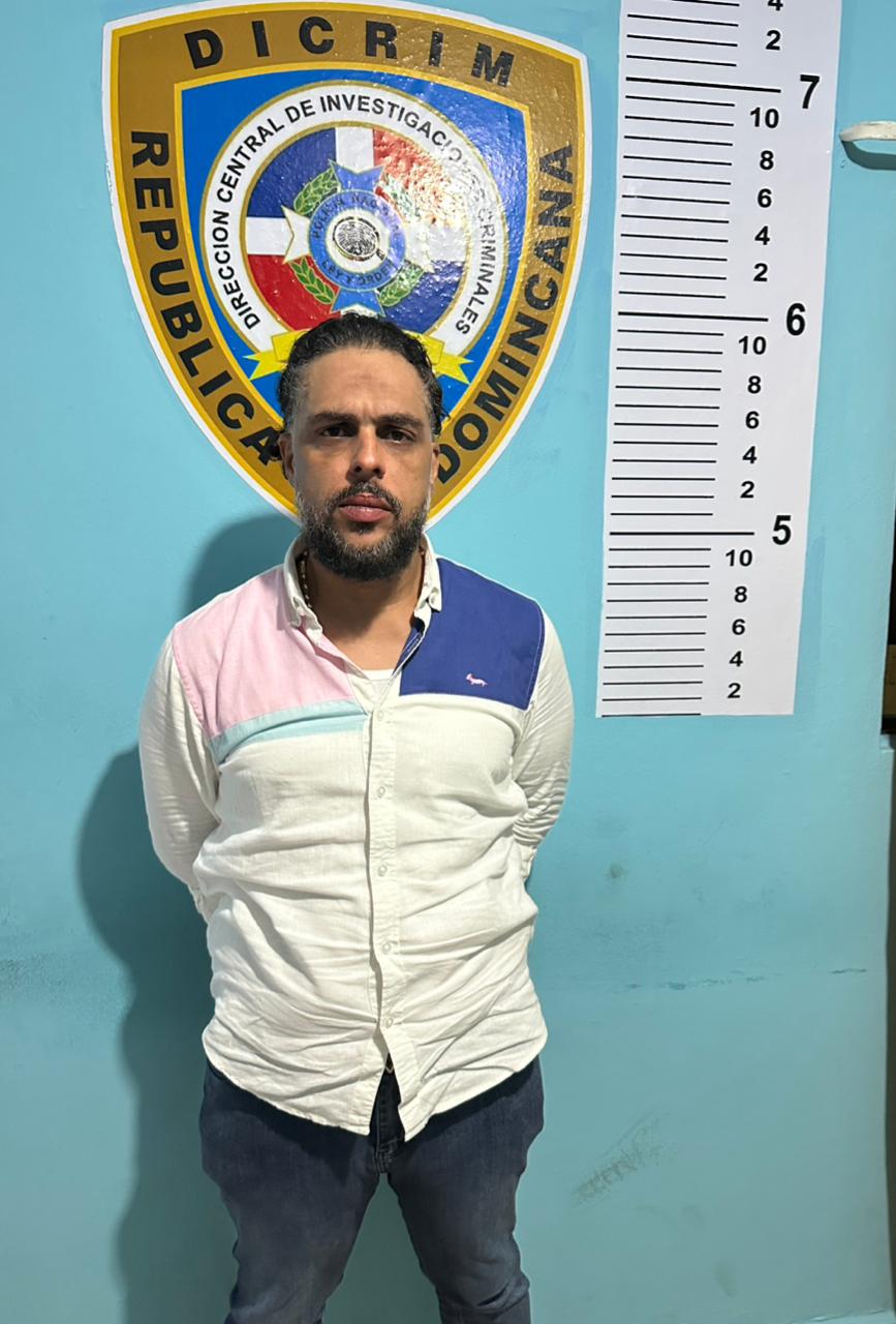 Se entrega  “El Gallero”, acusado de herir de bala a otro hombre durante conflicto social en Puerto Plata
