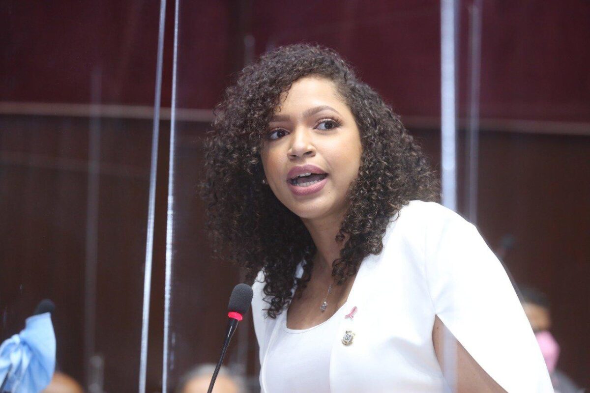 Juliana O’Neal sobre medicamentos de alto costo: “hace falta eficiencia, transparencia y empatía”