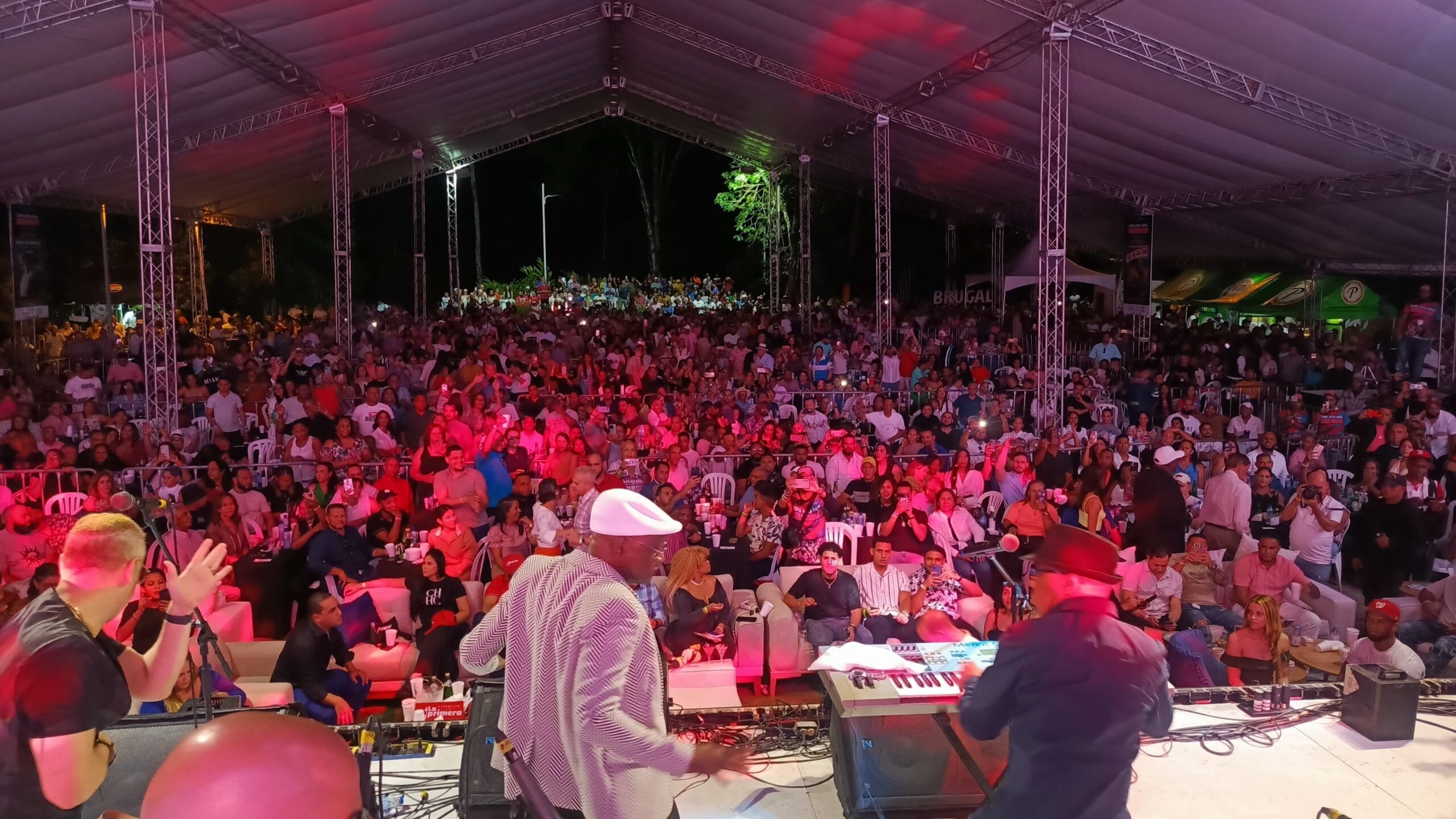 Reconocen al “Super Ultra Mega Merengazo” de Jarabacoa por su aporte al turismo y la promoción del merengue
