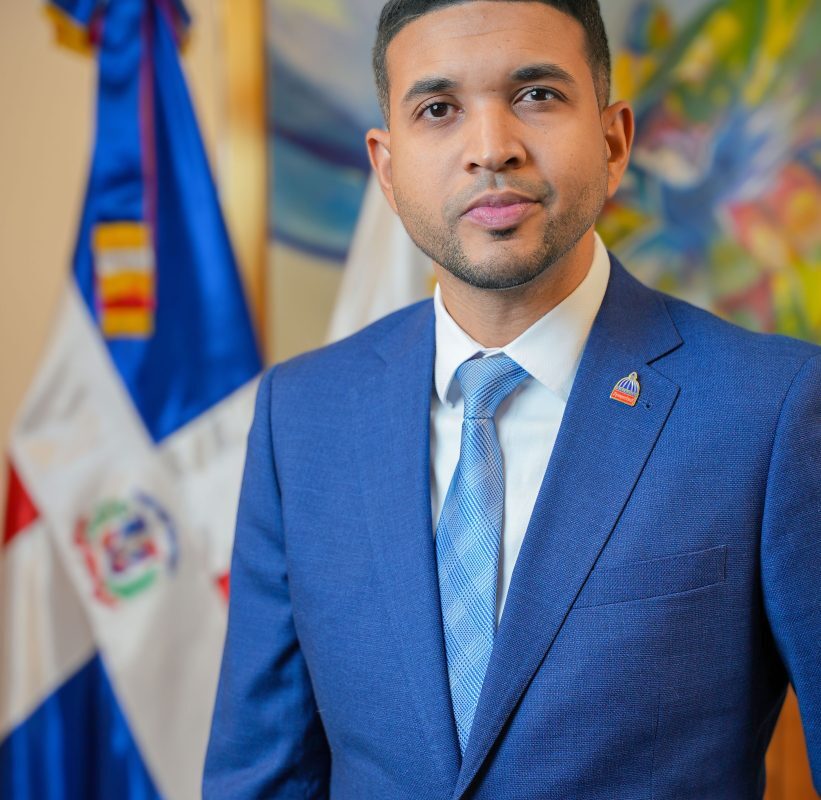 Abadina dedicará torneo juvenil U19 al ministro Carlos Valdez Matos