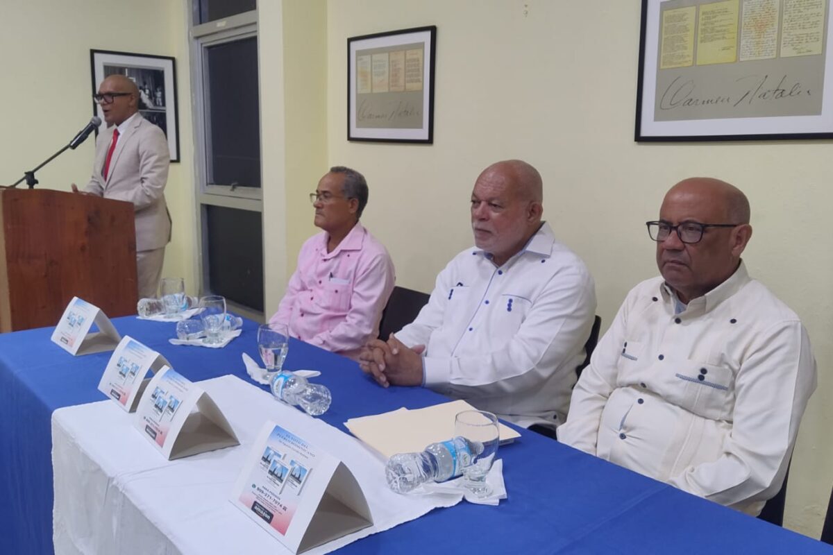 Agustín Cortés Robles pone en circulación “El Voto del Pueblo Dominicano”