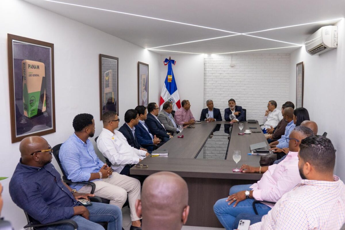 Comerciantes y exportadores consolidan alianza para impulsar comercio con Haití