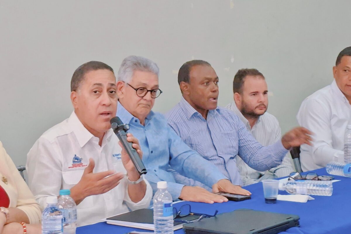Infraestructura Escolar busca acelerar la terminación de 28 proyectos escolares en Hato Mayor