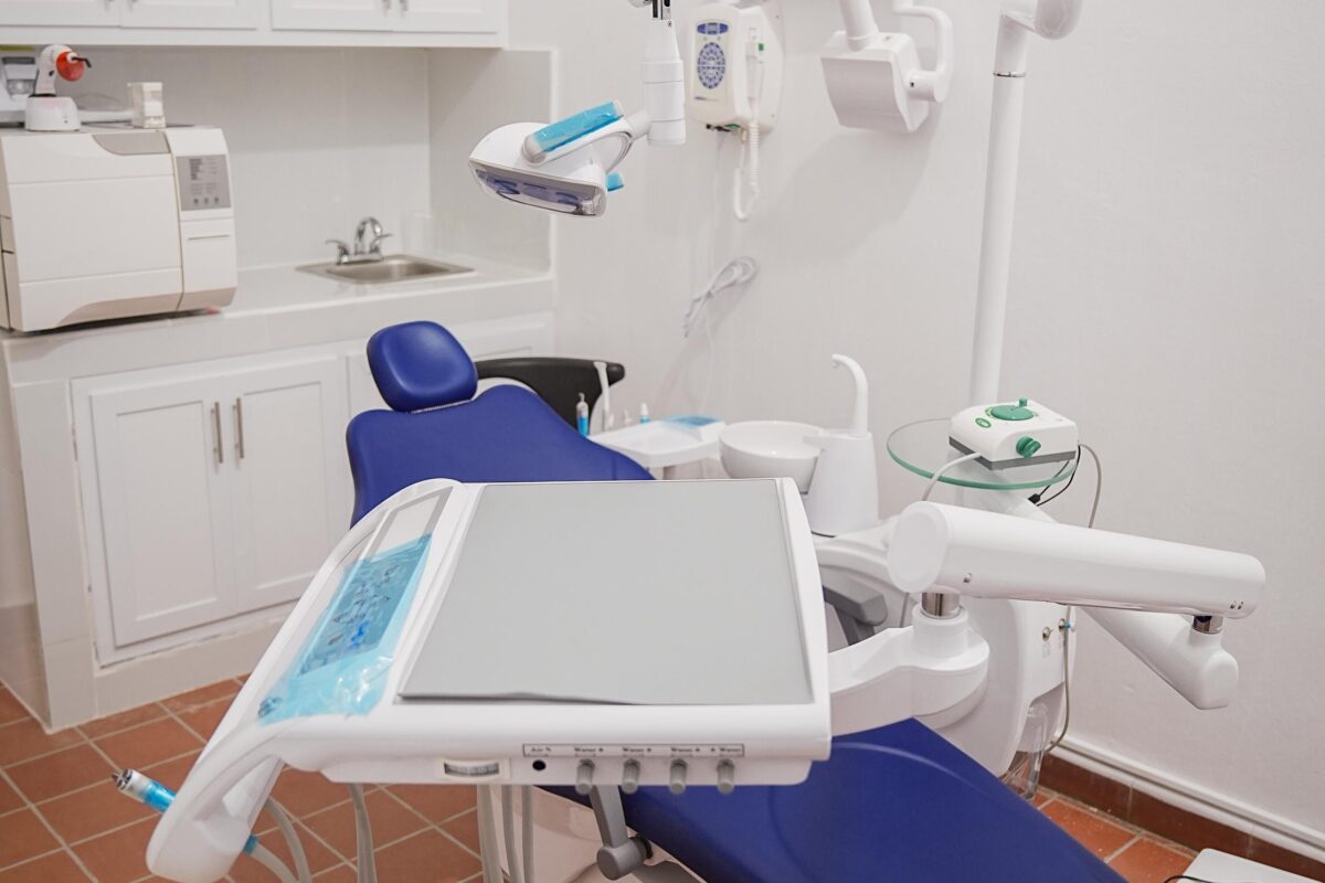 INABIE pone en servicio módulo de salud bucal en La Vega para beneficiar a más de mil estudiantes