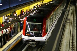 Metro y Teleférico de Santo Domingo operan con normalidad tras falla de la mañana