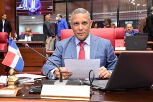 Senador Franklin Romero insiste en la implementación de dispositivos telemáticos para evitar la violencia contra la mujer