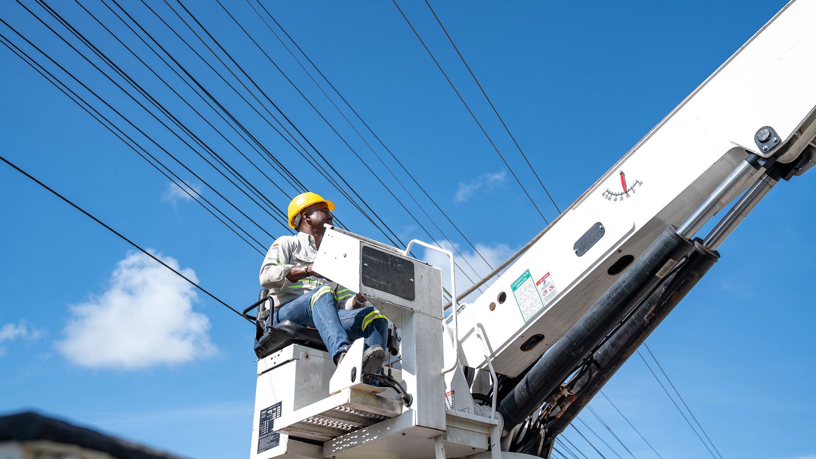 Esta semana, ETED fortalece el sistema eléctrico con mantenimientos preventivos estratégicos