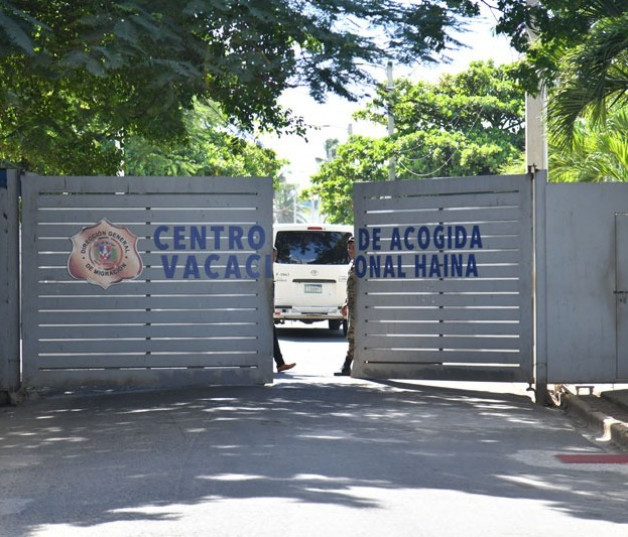 Afirman que es dominicana, pero fue trasladada a Haina con su bebé de 16 días