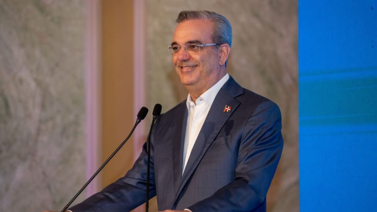 Presidente Abinader promulga Ley de medidas pro-crecimiento económico y mitigación de la crisis internacional