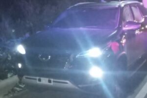 Hallan oficial de la ARD muerto dentro de vehículo