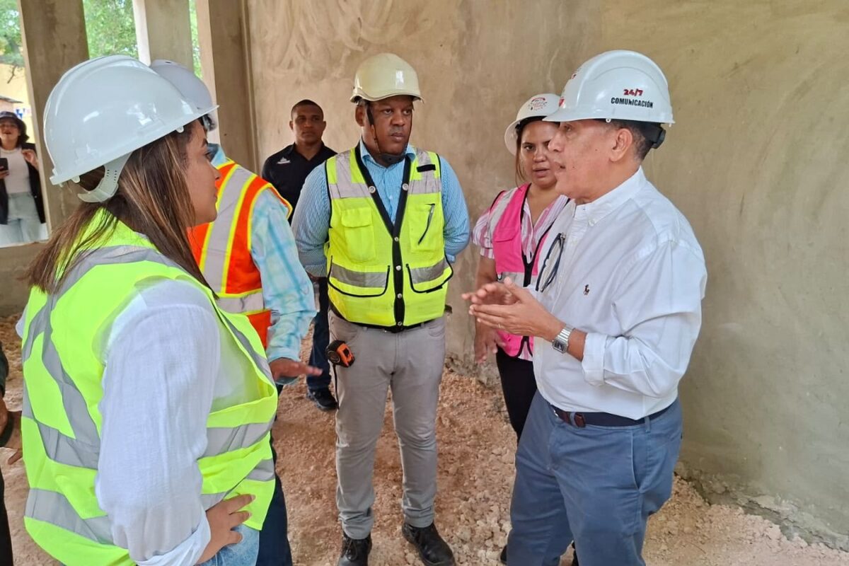 Construcción de nuevas aulas avanzan de forma acelerada en Los Alcarrizos, el Distrito Nacional y Santo Domingo Oeste