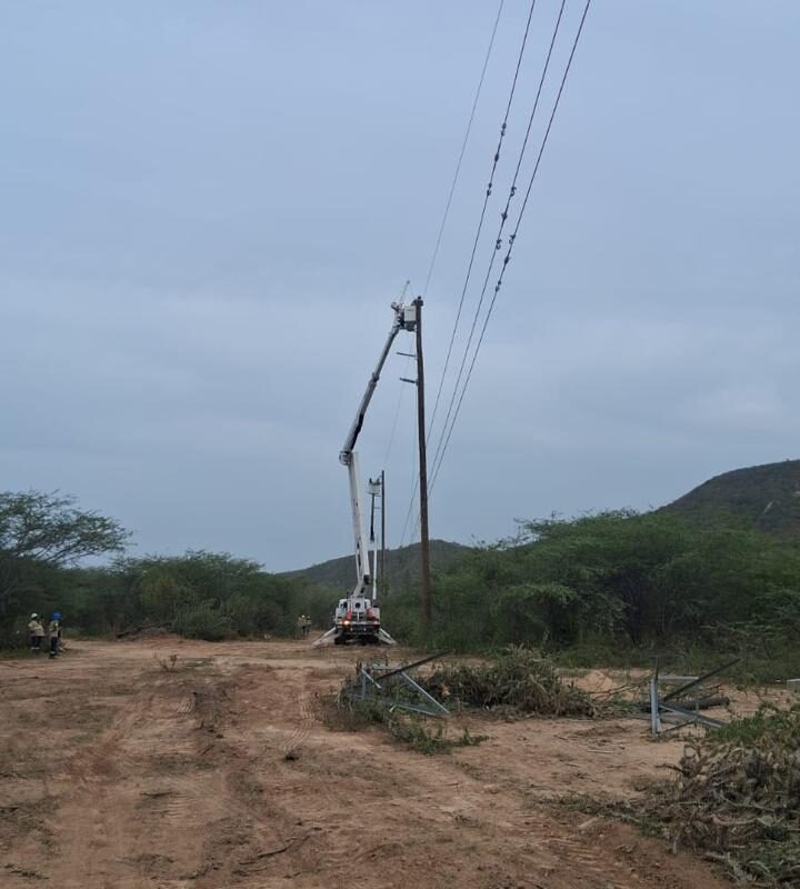 ETED restablece el servicio de transmisión eléctrica hacia Jimaní