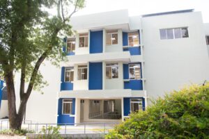 UASD fortalece la educación superior con nuevo edificio de Postgrado en San Cristóbal