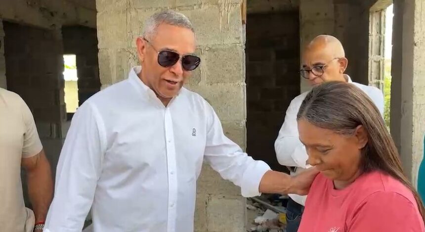 Senador Franklin Romero asumirá la construcción de la vivienda de la madre de la campeona centroamericana Ana Rosa García