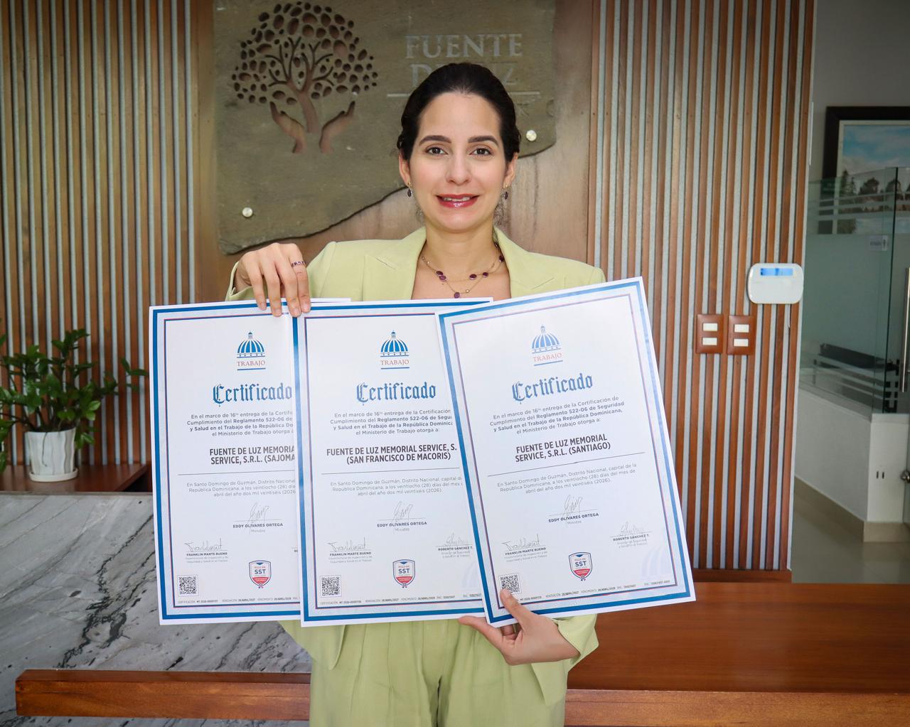 Fuente de Luz recibe certificación de cumplimiento en Seguridad y Salud en el Trabajo para sus tres parques memoriales