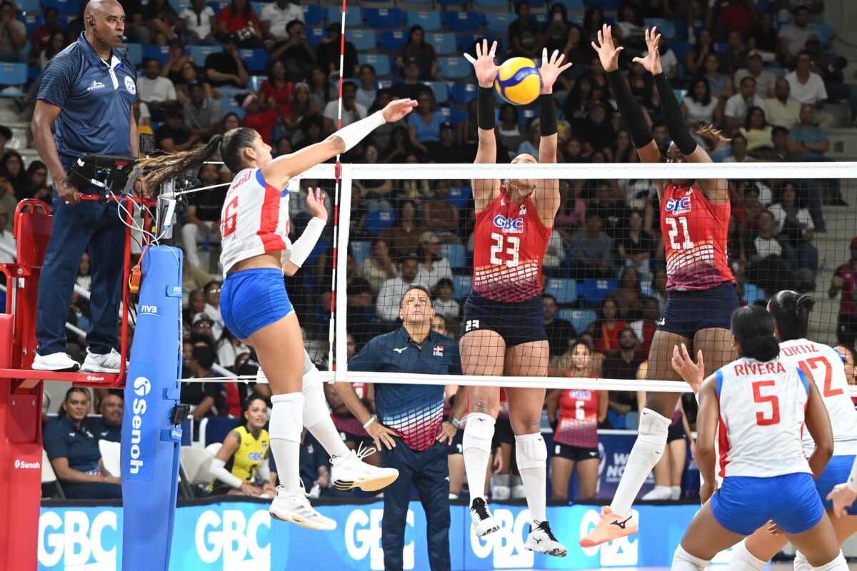 Reinas del Caribe avanzan a semifinales del Norceca femenino