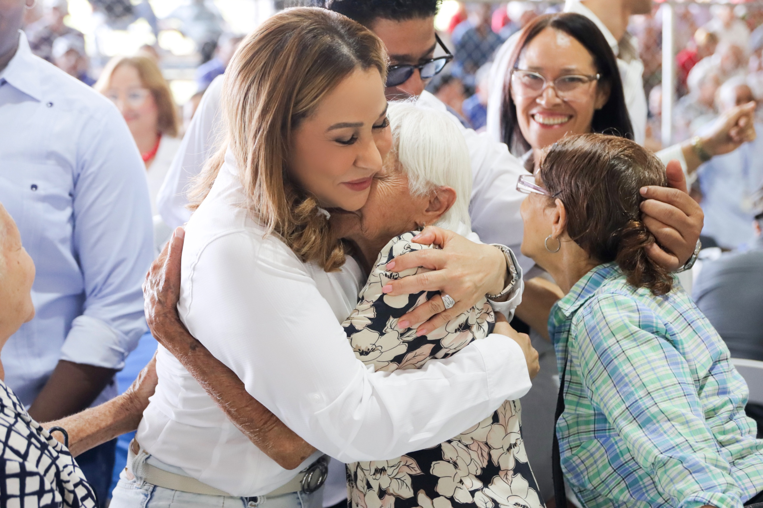 Supérate lleva protección social a más de 14,000 hogares en San José de Ocoa