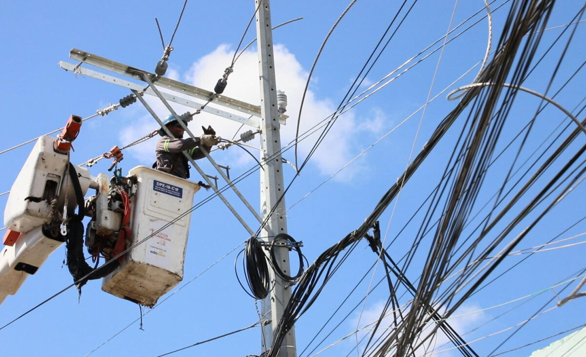 EDEESTE interrumpirá servicio eléctrico este martes en Invivienda y decenas de sectores