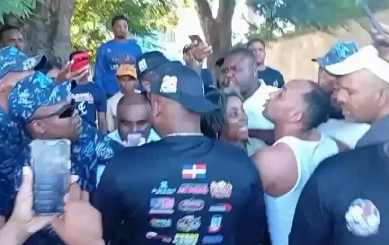 Policía instruye a Inspector de la institución trasladarse a Elías Piña para investigar incidente entre agentes policiales y diputada